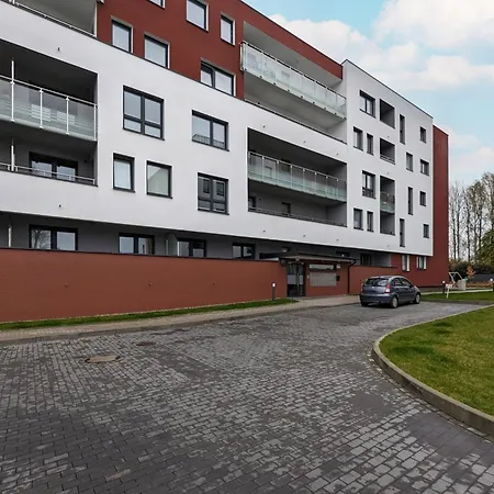 Cztery Pory Roku Komfortowy Z Balkonem I Miejscem Do Pracy By Renters Lägenhet *